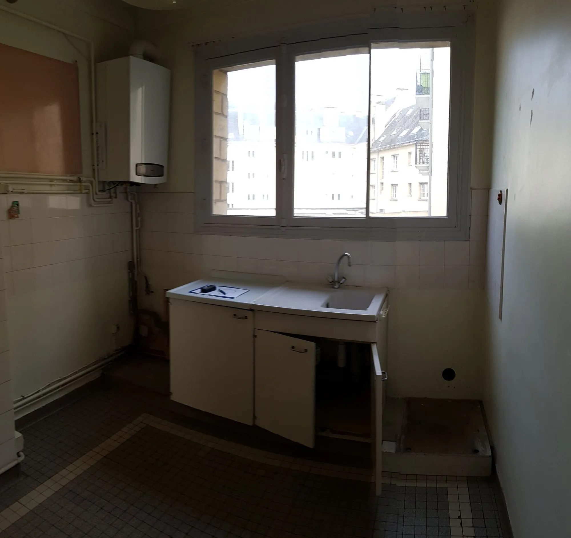 Cuisine du F4 de la Prairie avant travaux